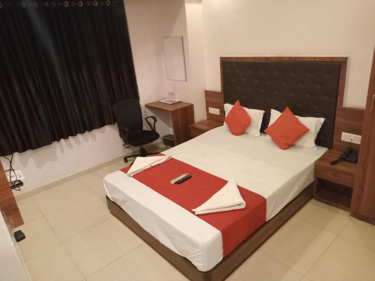 Hotel Sai Deep Lodging By Wb Inn Navi Mumbai Exterior photo